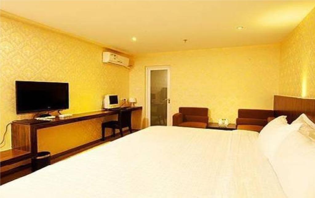 Shenzhen Luohu Art Hotel, Dongmen Shopping Center Oda fotoğraf
